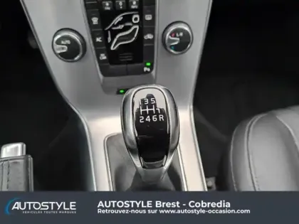 Photo 10 Volvo V40  T2 122ch Inscription 7cv