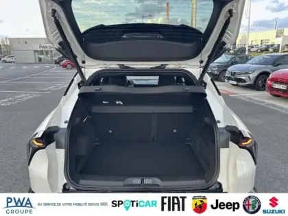 Photo 5 Alfa Romeo Junior  1.2 Ibrida 145ch Premium e-DCT6 Q4