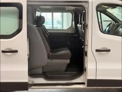 Photo 11 Renault Trafic Gén. III (F82) Ph1 Grand Confort 4