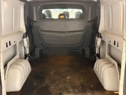 Photo 9 Renault Trafic Gén. III (F82) Ph1 Grand Confort 4