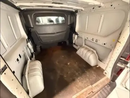 Photo 10 Renault Trafic Gén. III (F82) Ph1 Grand Confort 4