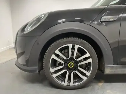 Photo 8 Mini Mini Gén. III (F56) Ph3 Edition Premium Plus 3