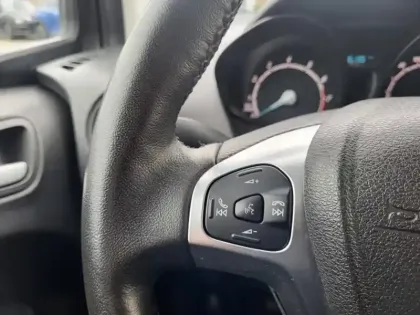 Photo 12 Ford Transit Courier  1.0E 100ch Stop&Start Limited