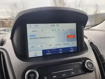 Photo 7 Ford Transit Courier  1.0E 100ch Stop&Start Limited