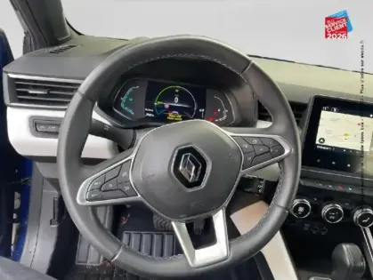 Photo 11 Renault Clio  1.6 E-Tech hybride 140ch Intens -21N Camera