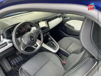 Photo 29 Renault Clio  1.6 E-Tech hybride 140ch Intens -21N Camera