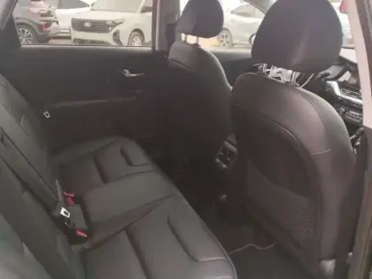 Photo 11 Kia Niro  1.6 GDi 105ch ISG + électrique 43.5ch Premium DCT6