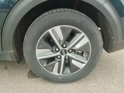 Photo 8 Kia Niro  1.6 GDi 105ch ISG + électrique 43.5ch Premium DCT6