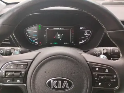 Photo 14 Kia Niro  1.6 GDi 105ch ISG + électrique 43.5ch Premium DCT6