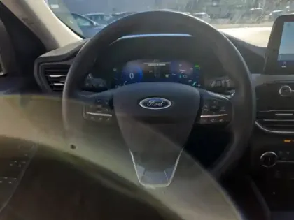 Photo 13 Ford Kuga  2.5 Duratec 190ch FHEV E85 Titanium BVA