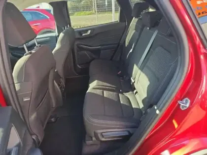 Photo 10 Ford Kuga  2.5 Duratec 190ch FHEV E85 Titanium BVA