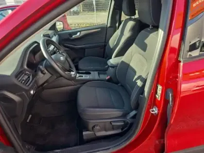 Photo 8 Ford Kuga  2.5 Duratec 190ch FHEV E85 Titanium BVA