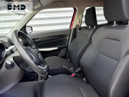 Photo 8 Suzuki Swift  1.2 Dualjet Hybrid 83ch Privilège