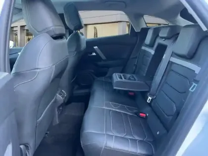 Photo 9 Citroën C4  PureTech 130ch S&S Shine