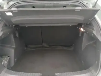 Photo 12 Dacia Duster  1.6 hybrid 140ch Extreme