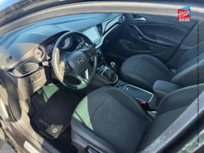 Photo 15 Opel Astra Gén. V Ph1 Innovation 5