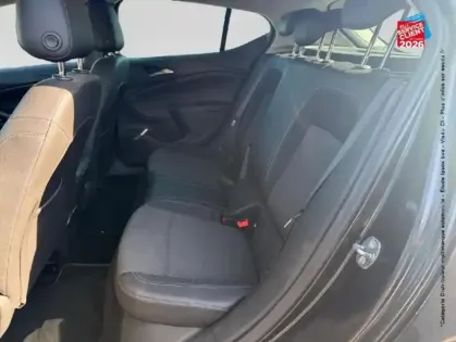 Photo 26 Opel Astra Gén. V Ph1 Innovation 5