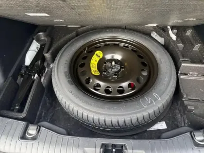 Photo 9 Ford Kuga  2.5 Duratec 180ch Hybrid FlexiFuel Titanium Powershift