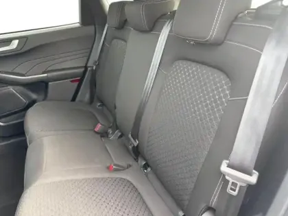 Photo 7 Ford Kuga  2.5 Duratec 180ch Hybrid FlexiFuel Titanium Powershift