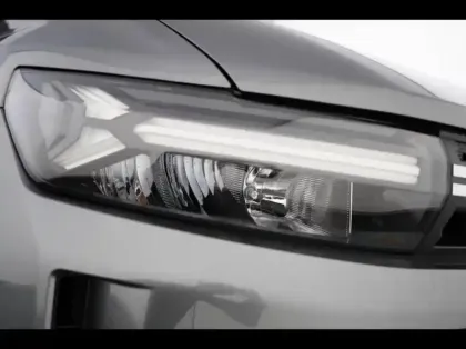 Photo 10 Dacia Duster  1.6 hybrid 140ch Extreme