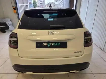 Photo 9 Fiat 600  1.2 Hybrid Turbo 145ch La Prima eDCT6