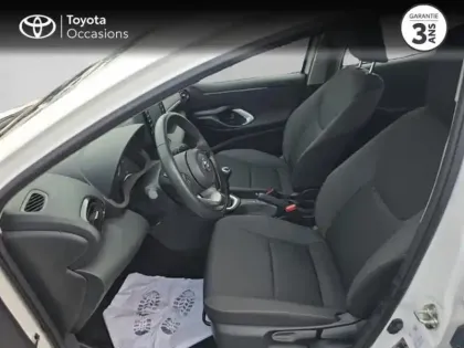 Photo 10 Toyota Yaris  70 VVT-i Dynamic 5p MY22