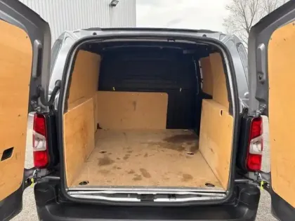 Photo 5 Citroën Berlingo  Van M 650kg BlueHDi 130 S&S Driver EAT8