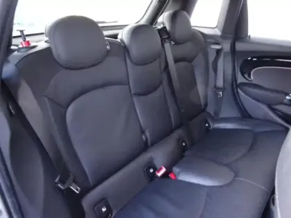 Photo 9 Mini Mini  5 Portes Cooper 136ch Edition Premium BVA7