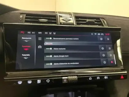 Photo 12 DS DS 7  E-TENSE 4x4 300ch Performance Line