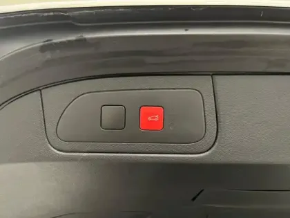 Photo 7 DS DS 7  E-TENSE 4x4 300ch Performance Line