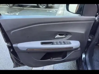 Photo 13 Dacia Sandero  1.0 ECO-G 100ch Stepway Extreme -24