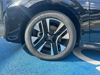 Photo 12 Peugeot 208  Hybrid 110 e-DCS6