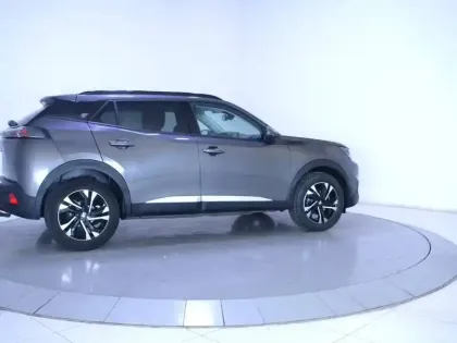 Photo 53 Peugeot 2008  PureTech 130 S&S EAT8