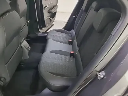 Photo 31 Peugeot 2008 Gén. II Ph1 NG Roadtrip 5