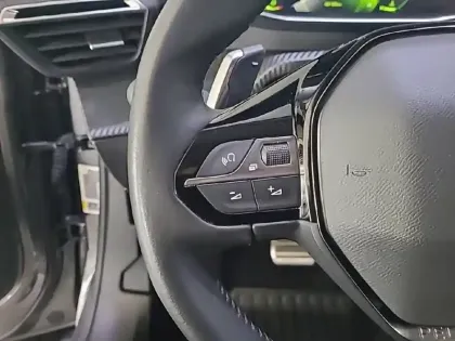 Photo 47 Peugeot 2008 Gén. II Ph1 NG Roadtrip 5