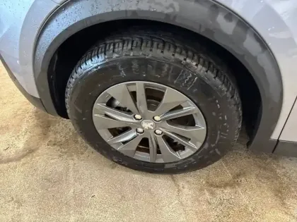 Photo 12 Peugeot 2008  Electrique 136 ch