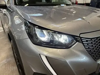 Photo 15 Peugeot 2008  Electrique 136 ch