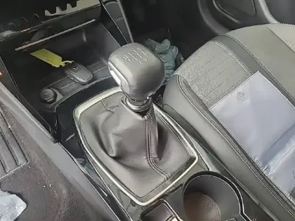 Photo 34 Peugeot 208 Gén. II Ph1 NG Allure 5