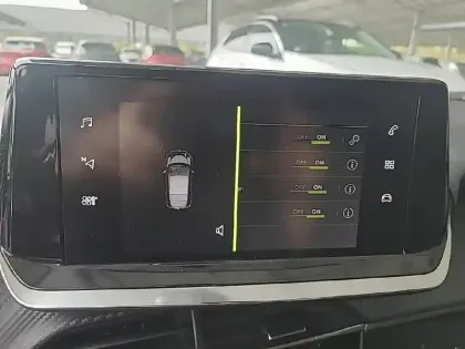 Photo 39 Peugeot 208 Gén. II Ph1 NG Allure 5