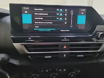 Photo 82 Citroën C4  PureTech 130 S&S BVM6