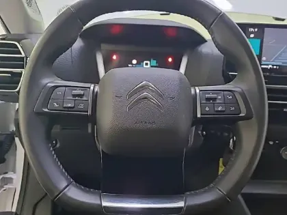 Photo 8 Citroën C4  PureTech 130 S&S BVM6