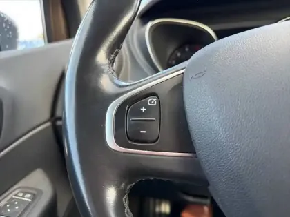 Photo 17 Renault Captur  dCi 110 Energy