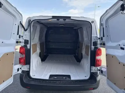 Photo 55 Peugeot Expert  FGN M DIESEL 150 CH AUTOMATIQUE