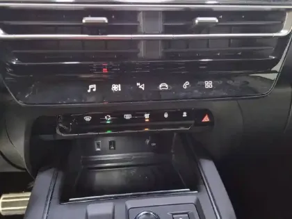 Photo 57 Citroën C5 aircross Gén. I Ph2 Shine 5