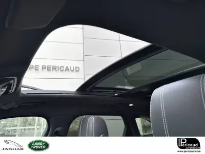 Photo 13 Land rover Range Rover  Velar 2.0L P400e PHEV 404ch