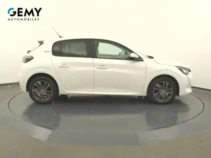 Photo 54 Peugeot 208  PureTech 75 S&S BVM5