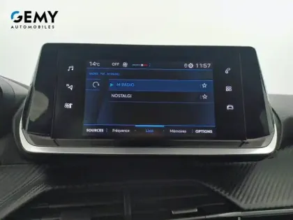 Photo 41 Peugeot 208  PureTech 75 S&S BVM5