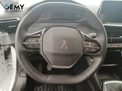 Photo 63 Peugeot 208  PureTech 75 S&S BVM5