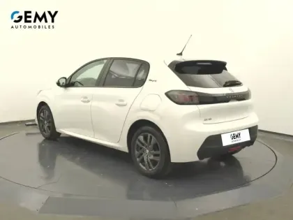 Photo 57 Peugeot 208  PureTech 75 S&S BVM5