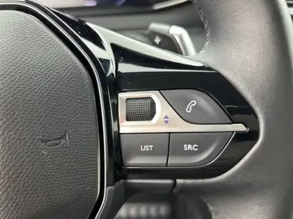 Photo 20 Peugeot 208  Hybrid 100 e-DCS6